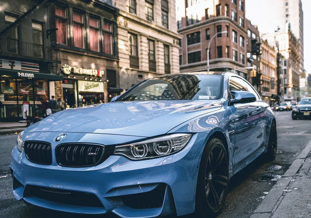 Dlaczego warto zdecydować się na zakup samochodu marki BMW