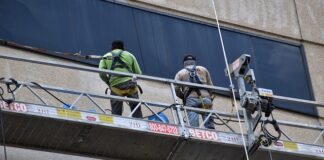 Czy hydroizolację można malować?