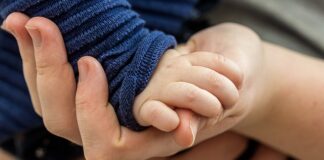 Jak połączyć dwa pasy?